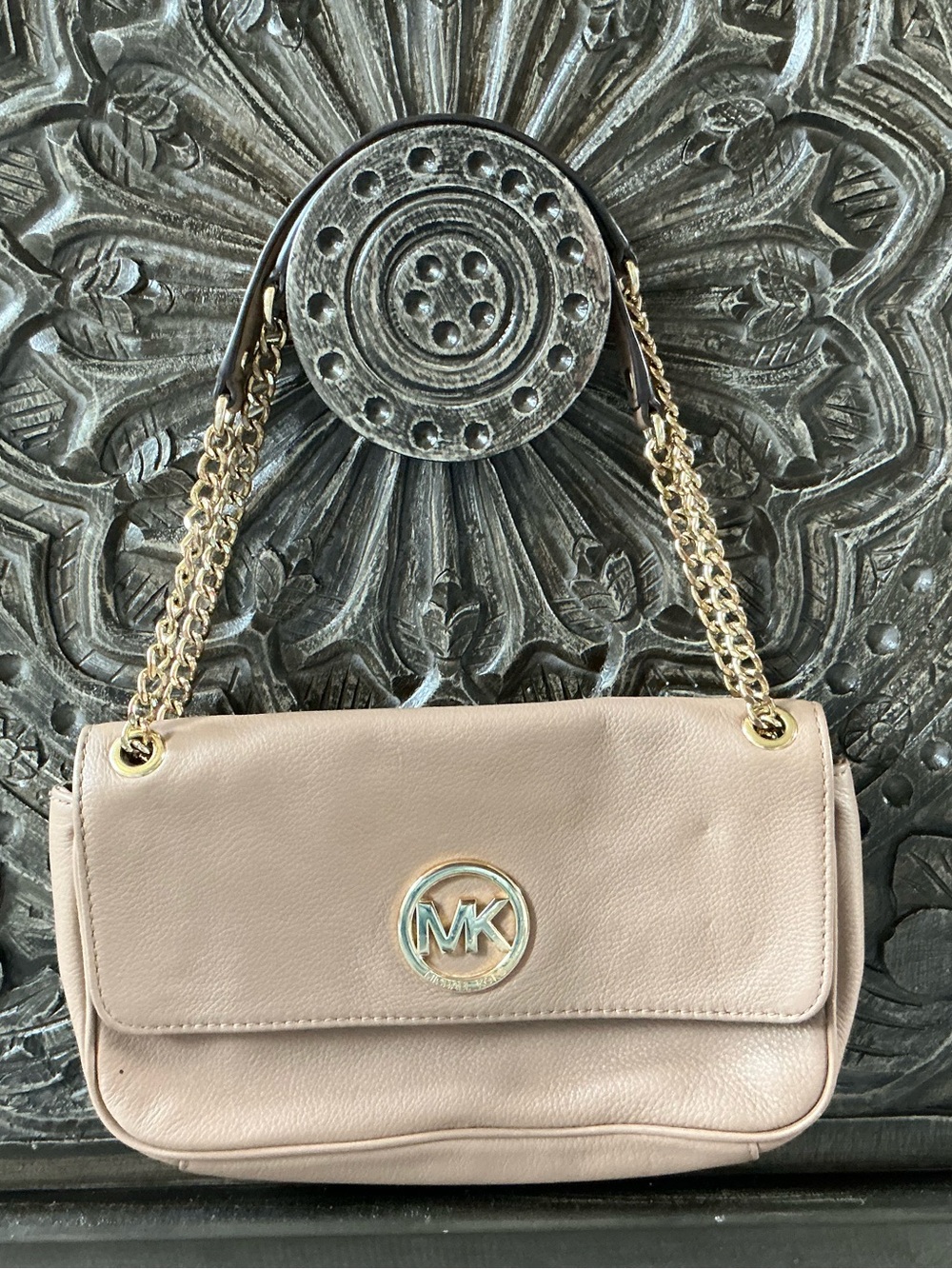 Michael Kors Blush Leather Shoulder Bag with Gold Chain